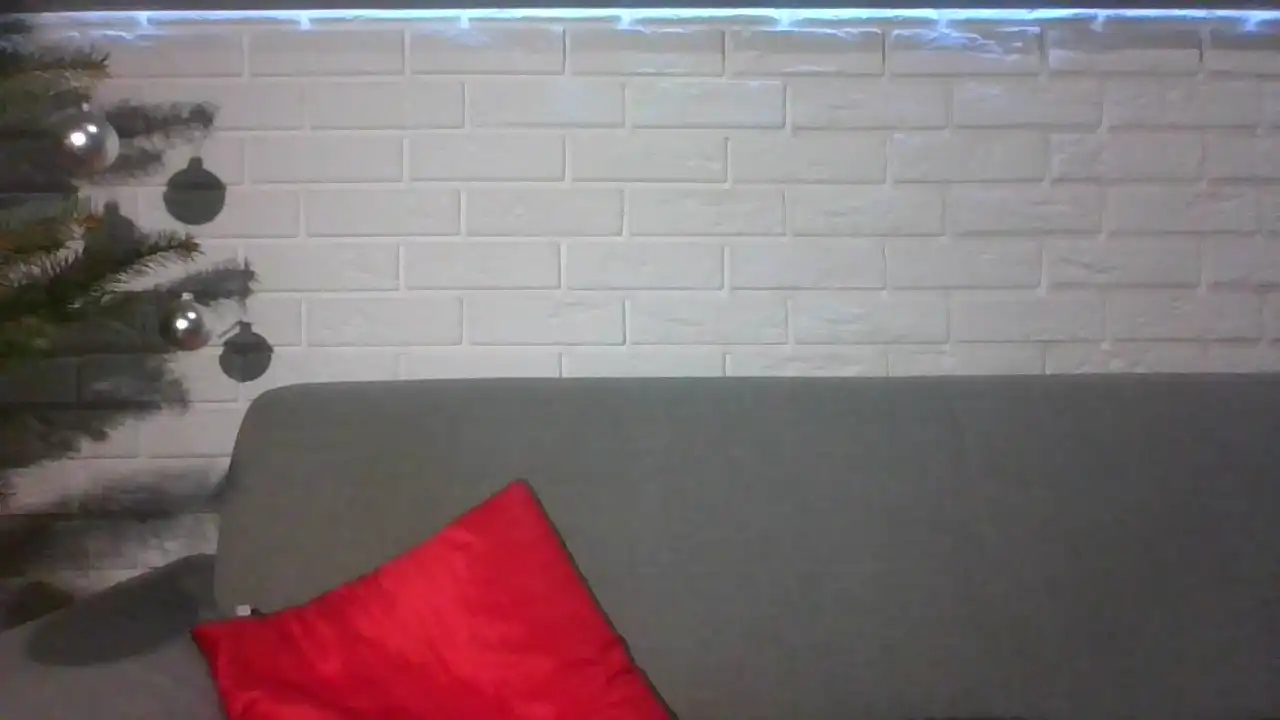 Blondyneczkakrk_ – [Showup] Webcamsex Caught On Webcam Babes – 2025-01-24 13:49:48