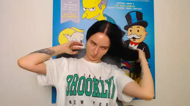 Allochka – [Xlovecam] Young Slut Hidden Show Licking – 2025-08-03 19:48:36