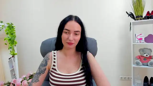 Allochka – [Xlovecam] Loves To Masturbated Stream Record Cam Video – 2025-02-13 09:48:28