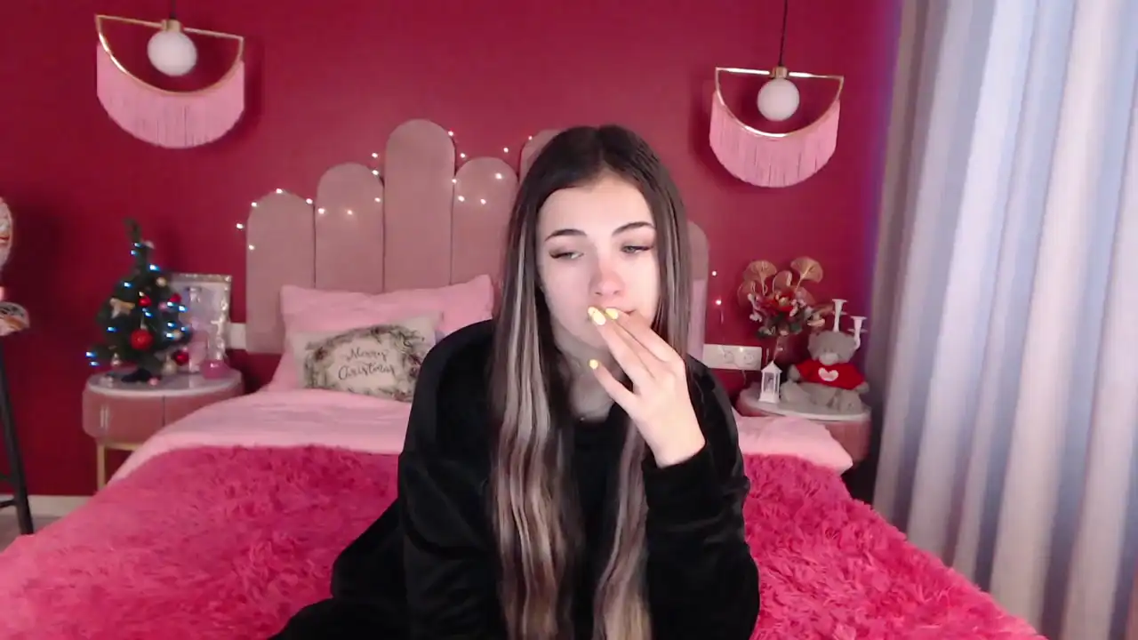 Ameliamfc – [Myfreecams] Hidden Babe Romantic – 2025-01-02 08:48:02