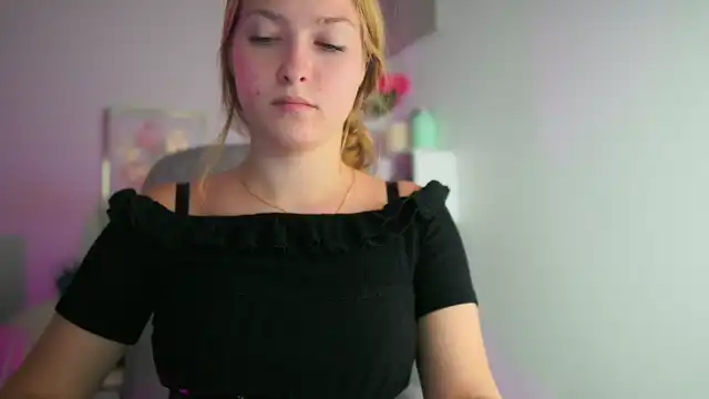 Mia_melano_ – [Myfreecams] Natural Awesome Roleplay – 2025-04-07 04:11:58