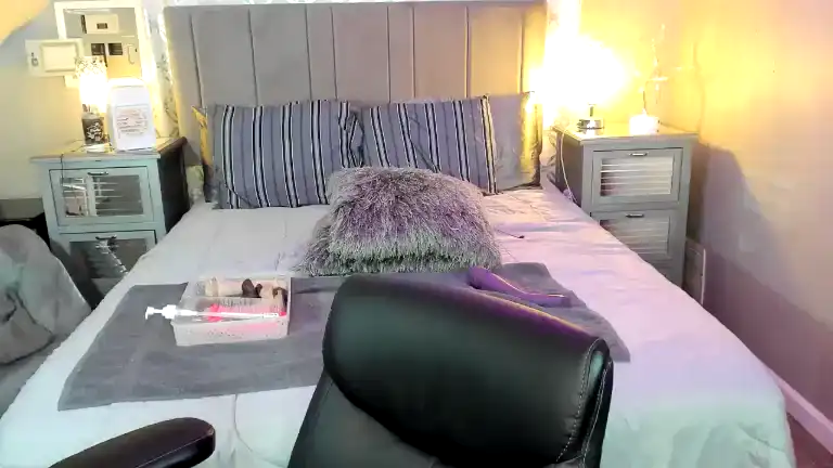 Elizabethdaniels – [Streamate] Sexy Sister Camsex Oral – 2026-05-10 02:16:59