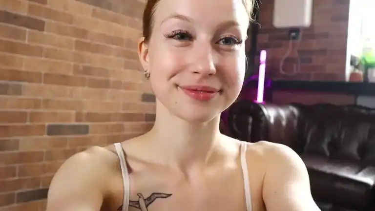 Foxymonica – [Streamate] Shaved Playful Porn – 2025-06-16 17:23:20