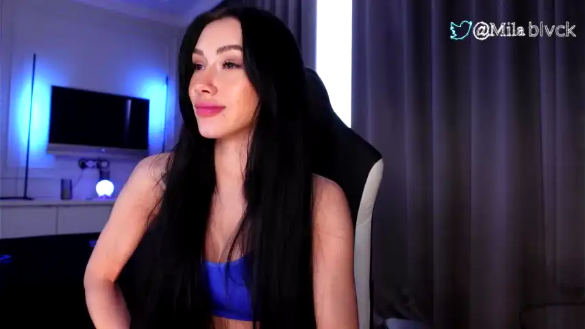 Miladenver – [Chaturbate] Camgirl Amazing Mom – 2025-03-10 19:05:46