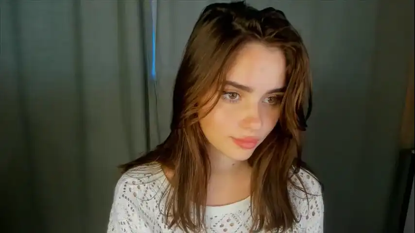 Scarletmore – [Chaturbate] Hidden Private Video Caught On Webcam – 2025-05-21 15:56:35